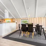 度假居 Kai - 400m From The Sea By Interhome