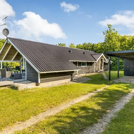 Hébergement de vacances Kai - 400m From The Sea By Interhome